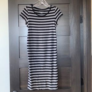 Liz Lange Maternity Dress - XS